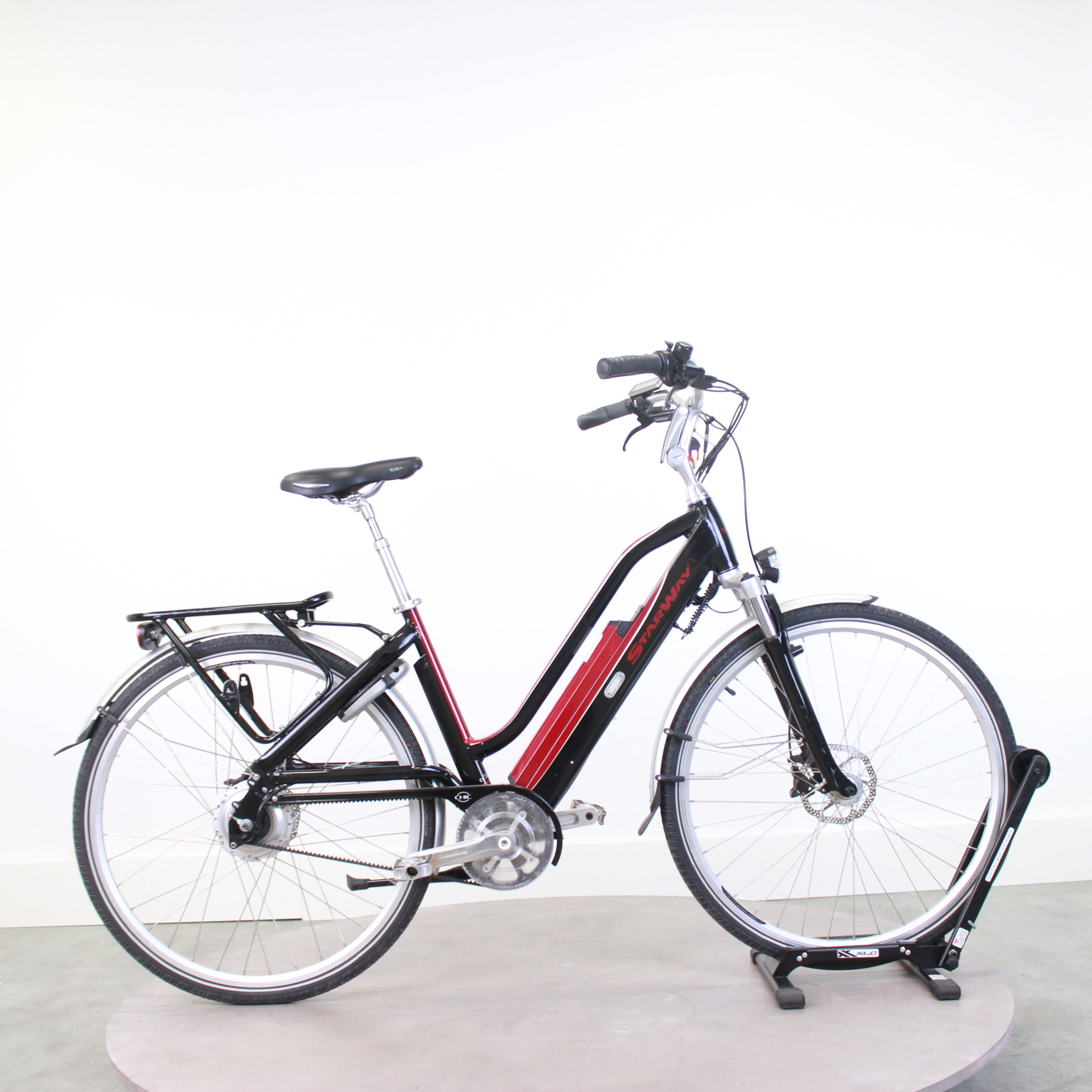 Vélo de ville électrique Starway Touring Loewi