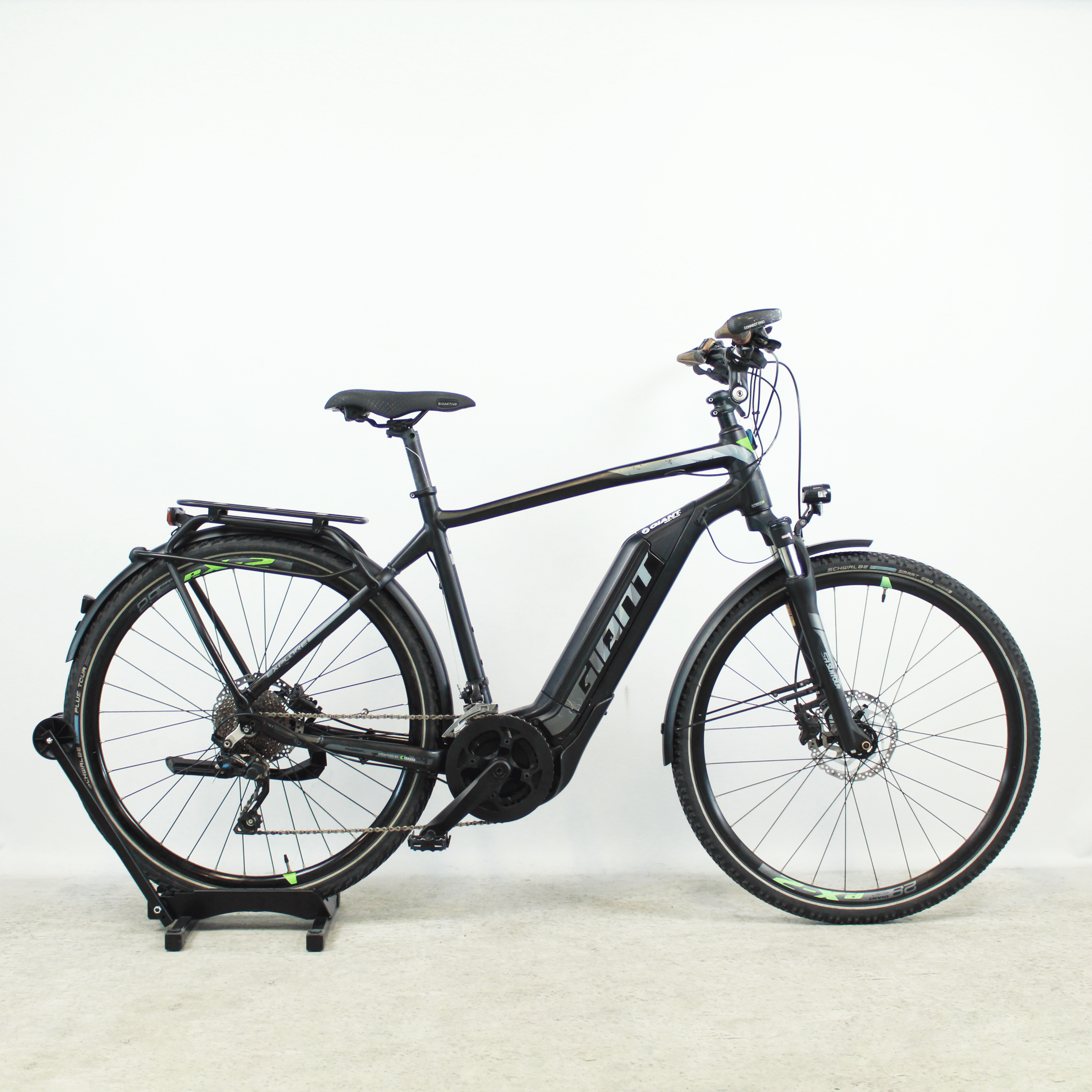 Vélo électrique Giant Explore Loewi