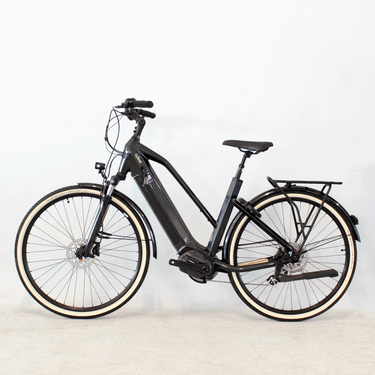 Vélo électrique O2 Feel ISwan Urban Boost 6.1 noir - Taille M