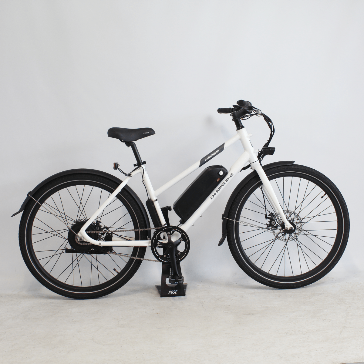 Vélo électrique Rad Power Bikes Mission blanc