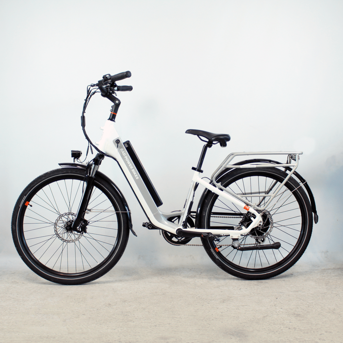 Vélo électrique Rad Power Bikes RadCity 5 Plus blanc