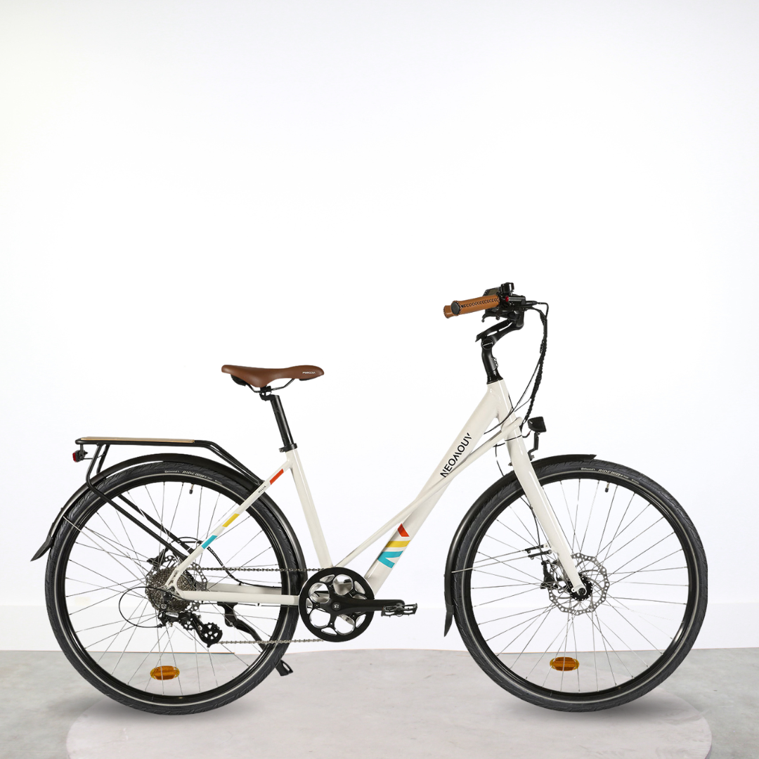 Vélo de ville électrique Neomouv Malva