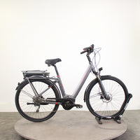 Vélo de ville électrique Peugeot eC01 D9 2018
