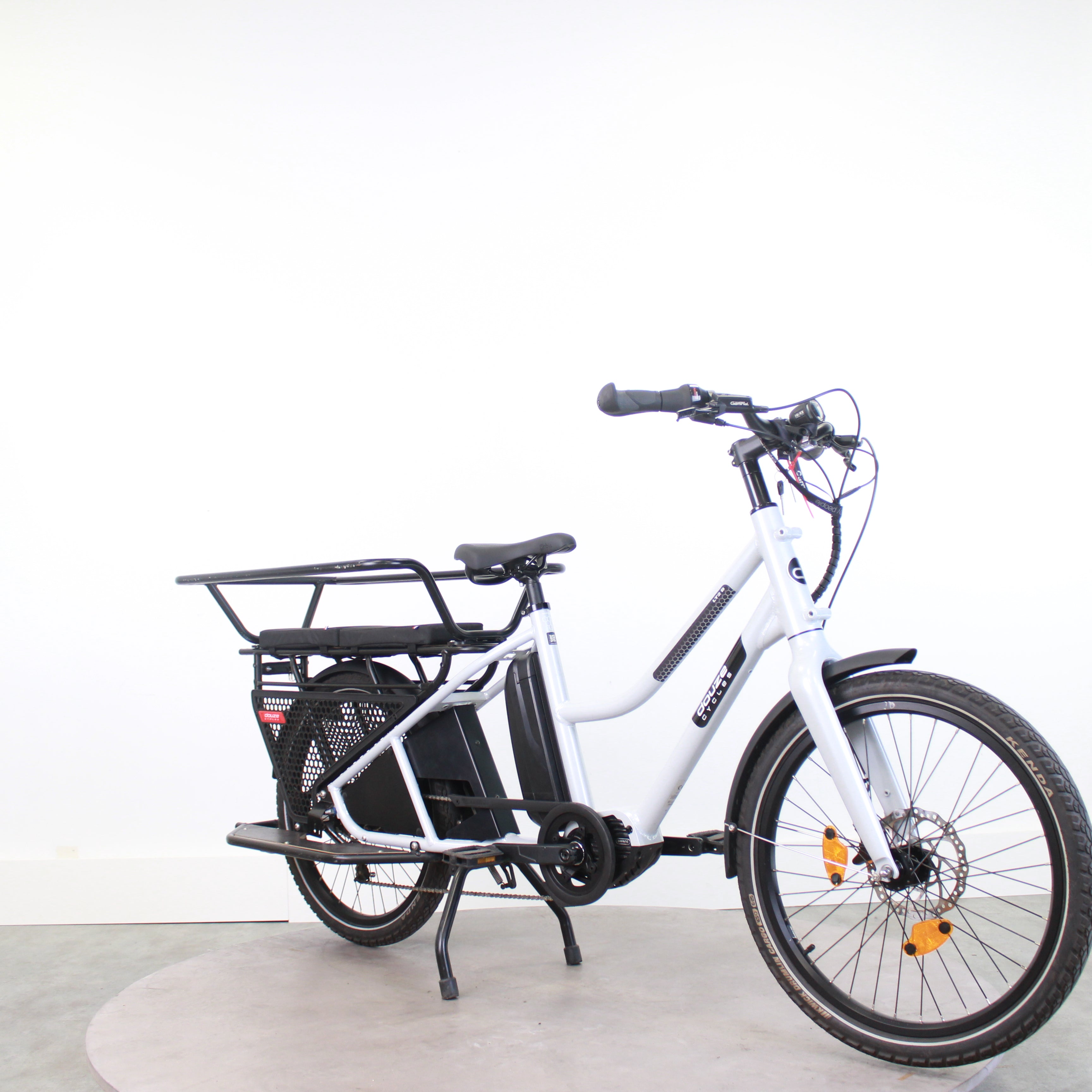 Vélo cargo électrique Douze cycle LT2B