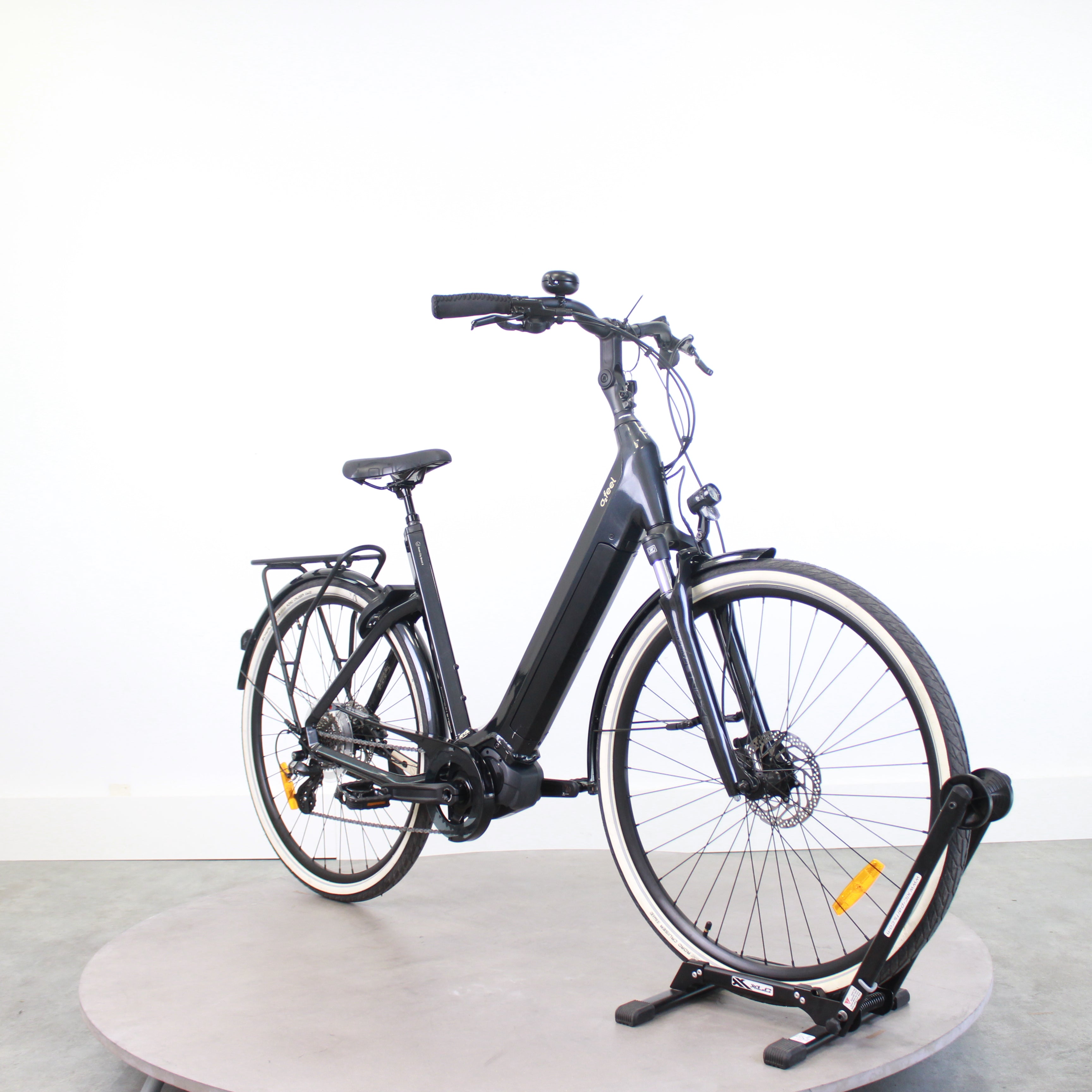VTC électrique O2Feel iSwan City Boost 6.1.