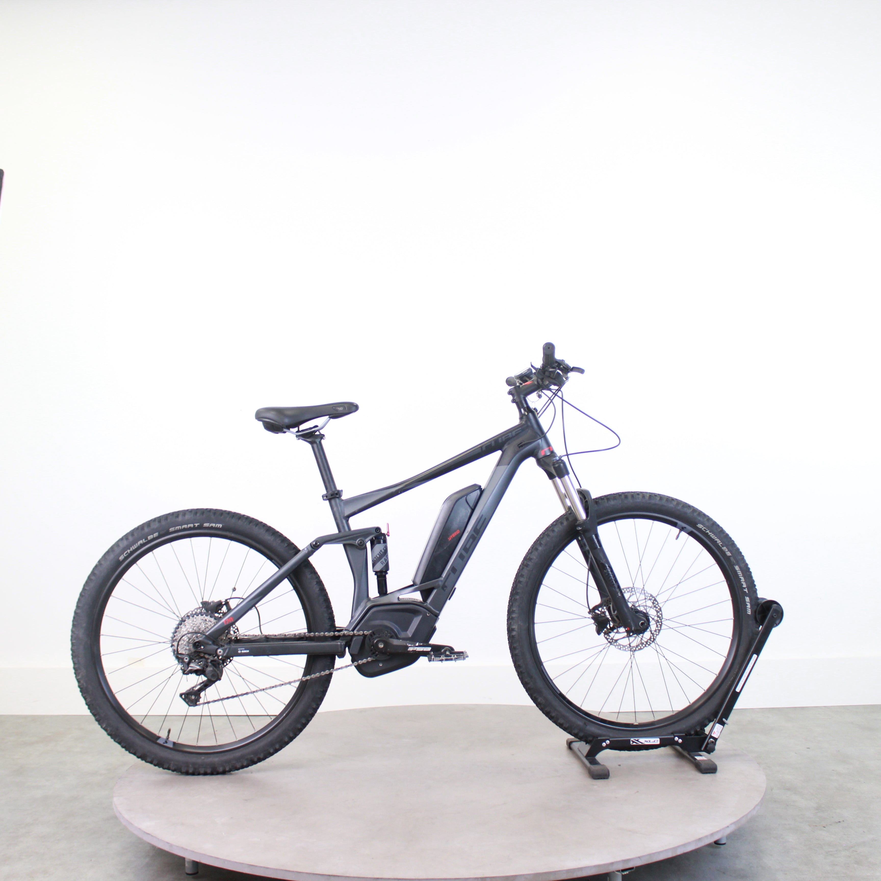 VTT électrique Cube Reaction hybrid one