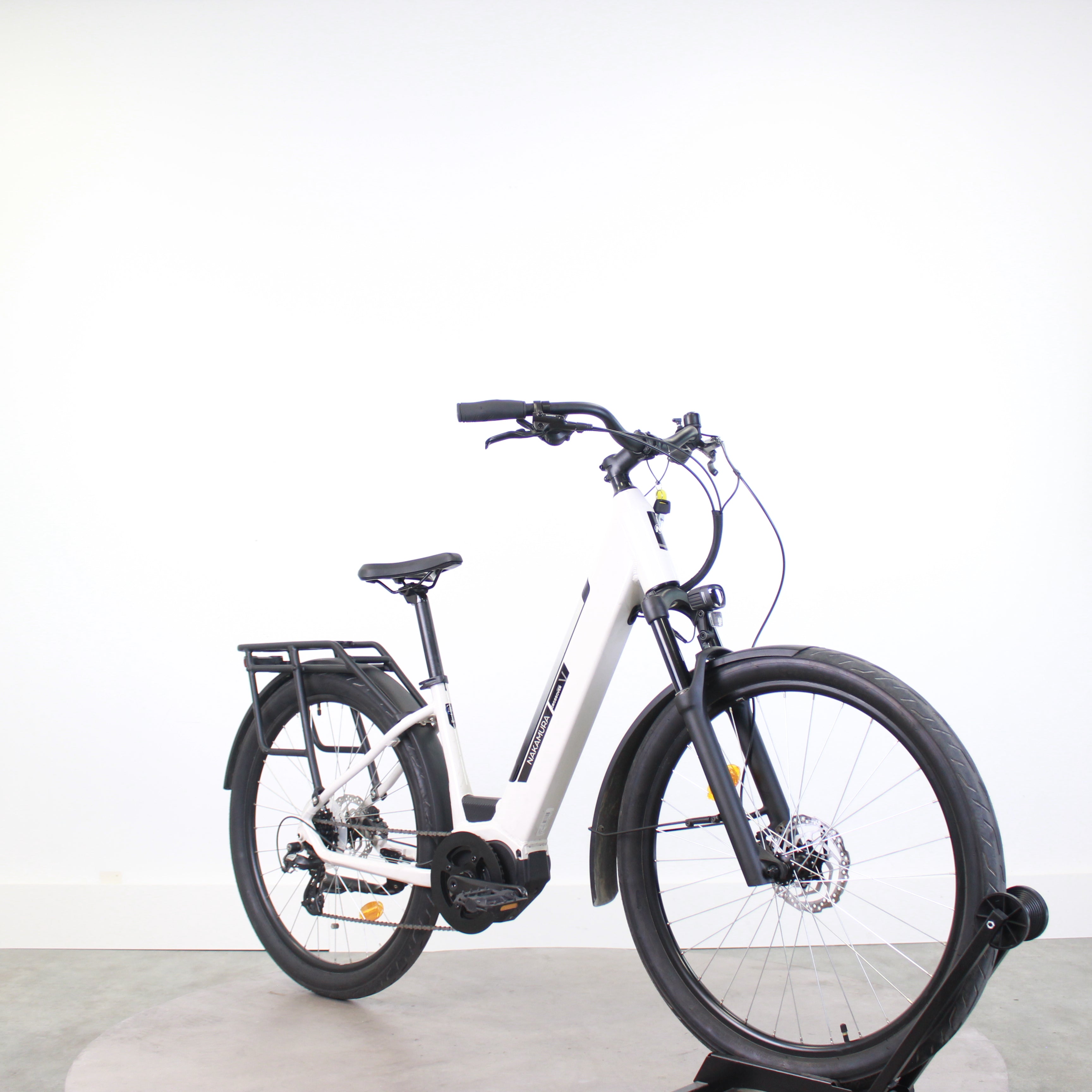 VTC électrique Nakamura Crossover V