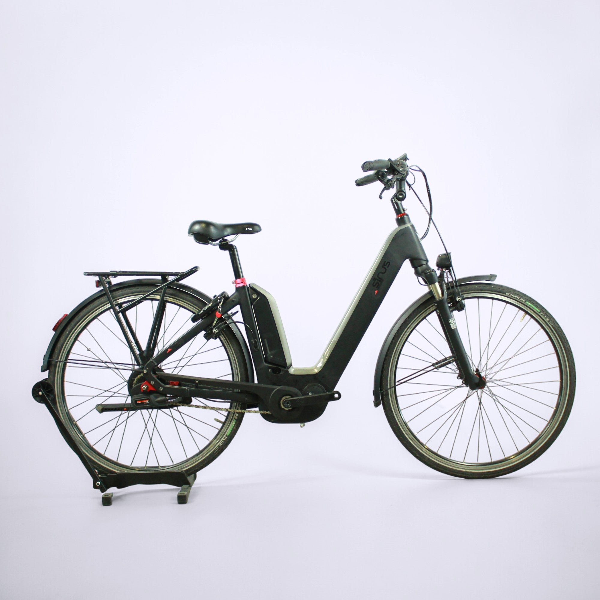 Vélo électrique Winora Sinus ENA90 (noir)