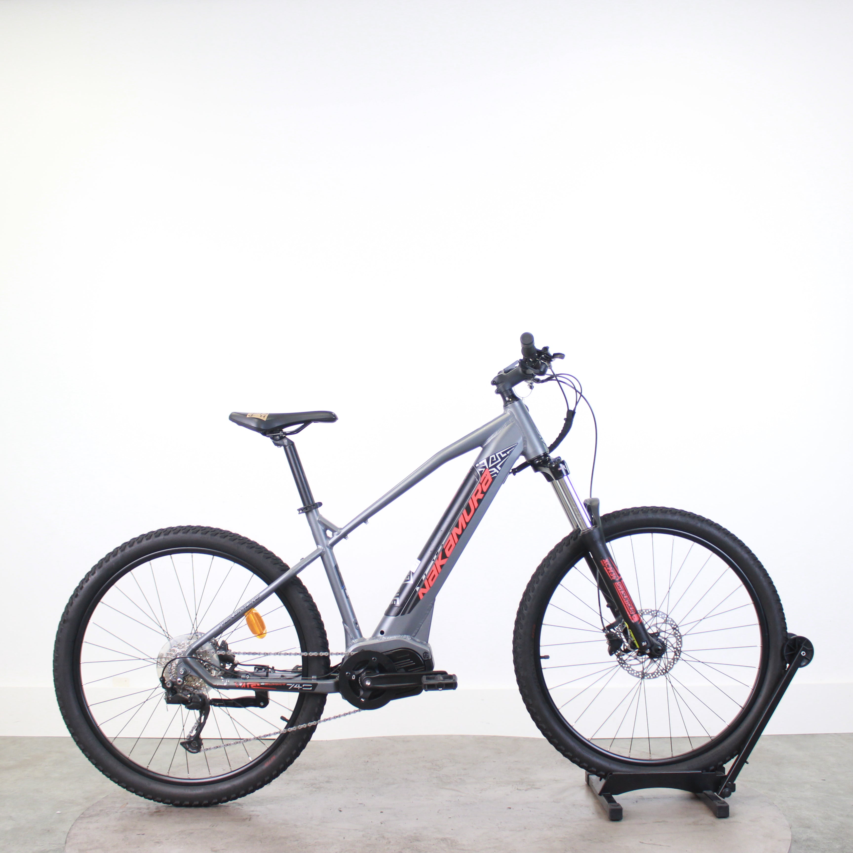 VTC électrique Nakamura e-summit 740