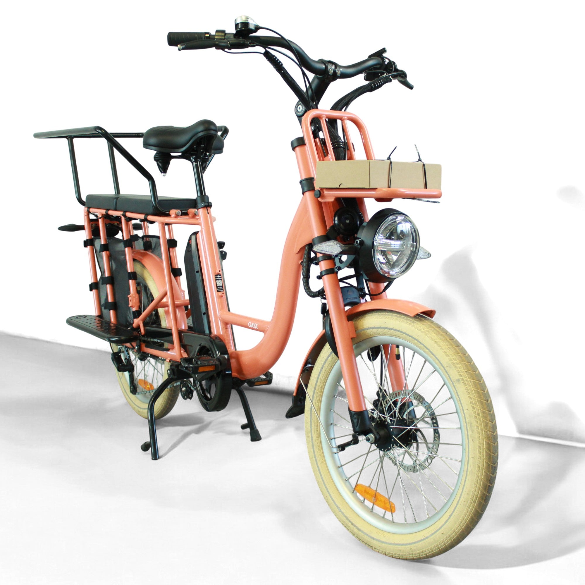 Velos cargo et longtail electriques reconditionnes Loewi