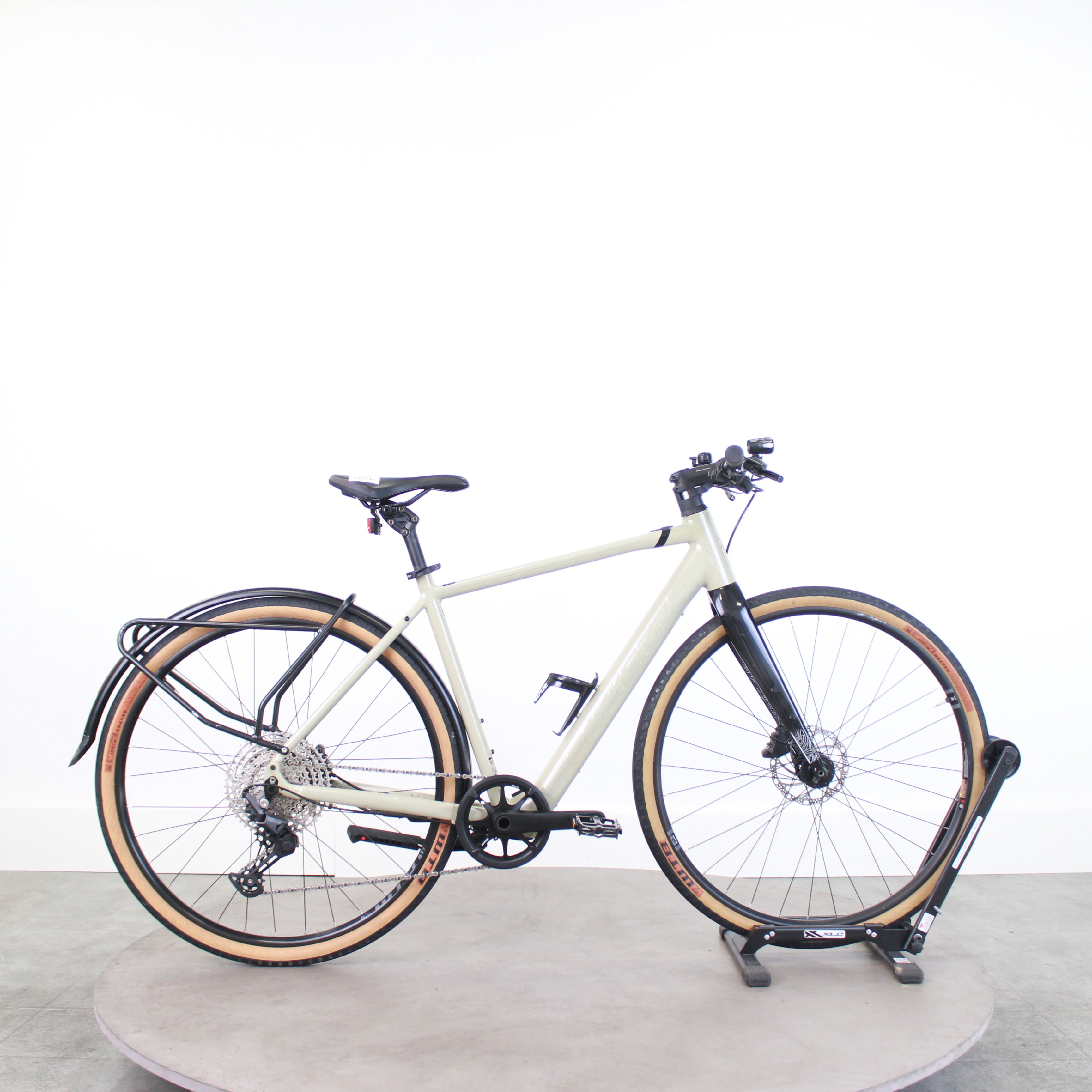 Vélo de ville électrique Lapierre E-SHAPER 3.2