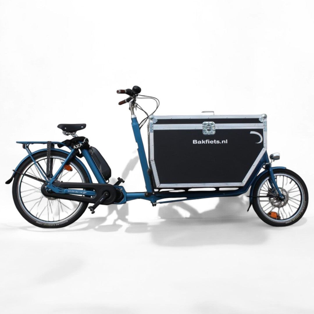 Cargo électrique Amsterdam Air Bakfiets steps flightcase