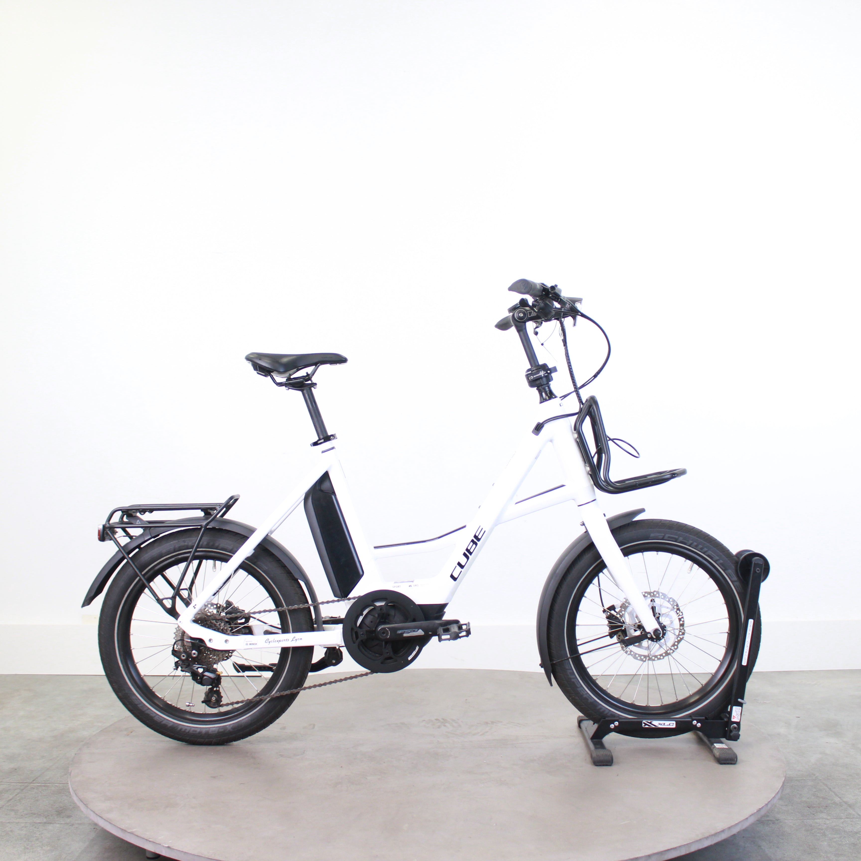 VTC électrique Cube Compact