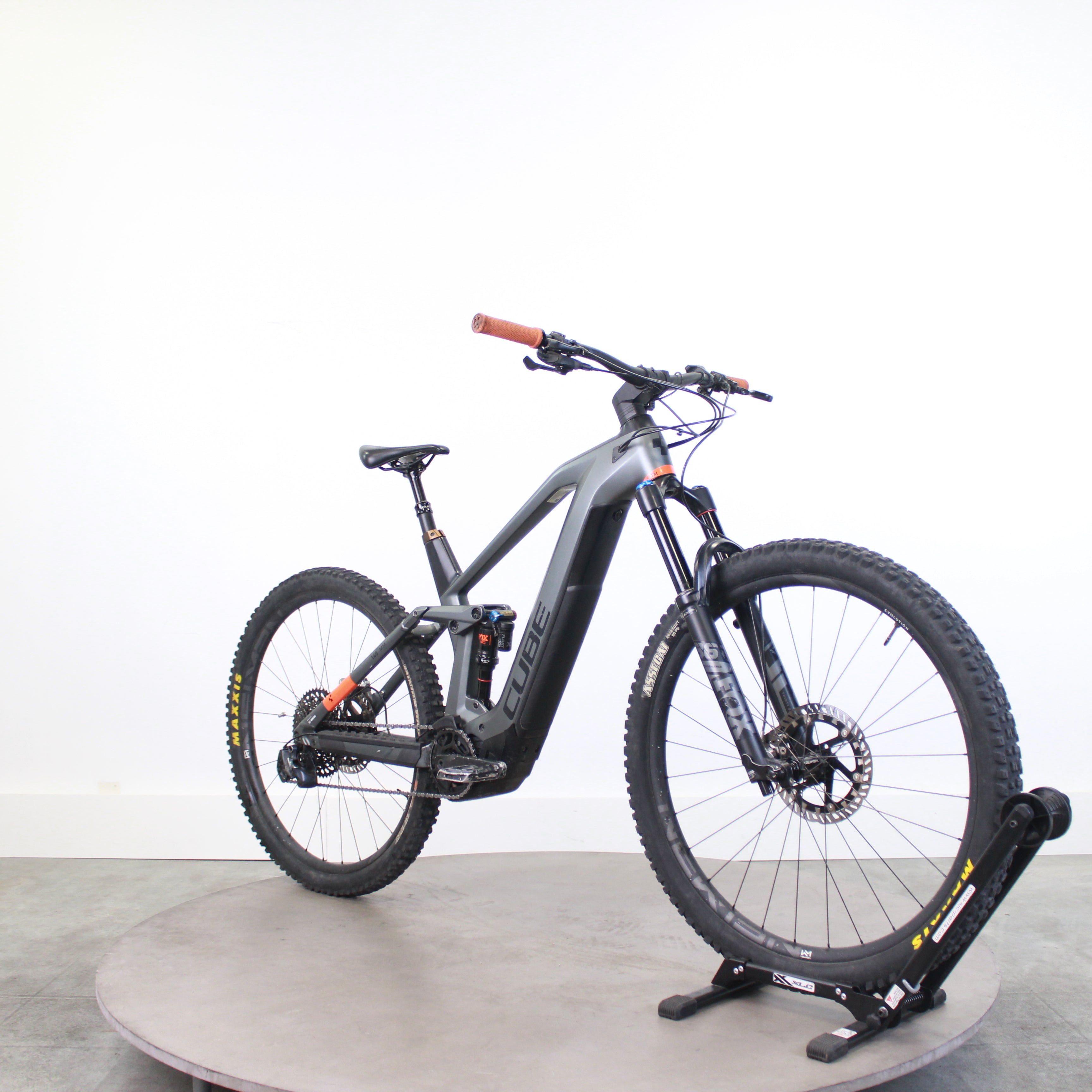VTT électrique Cube Stereo hybrid TM 140