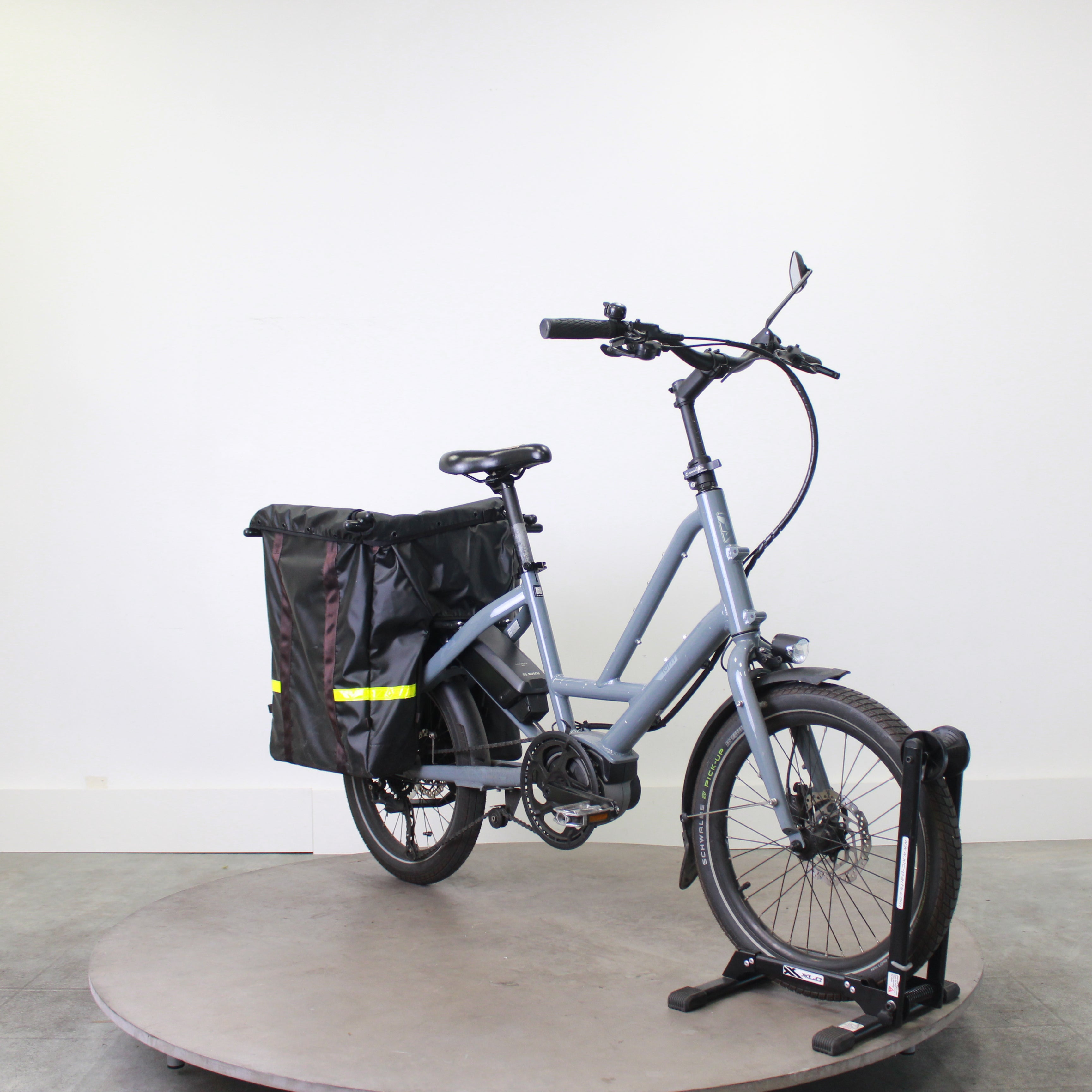 Vélo longtail électrique Tern Quick Haul D8 - Équipé