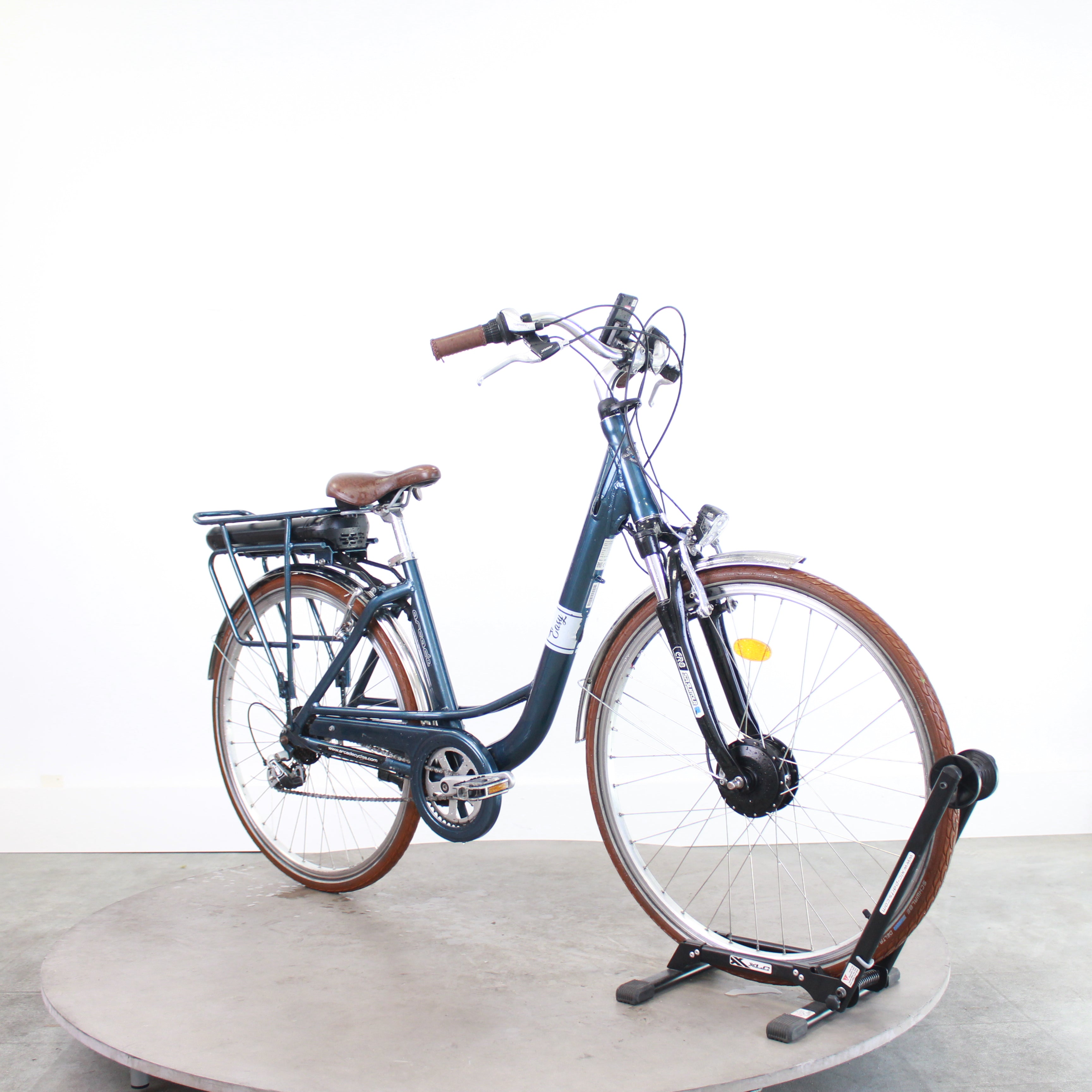 Vélo de ville électrique Arcade easy 28