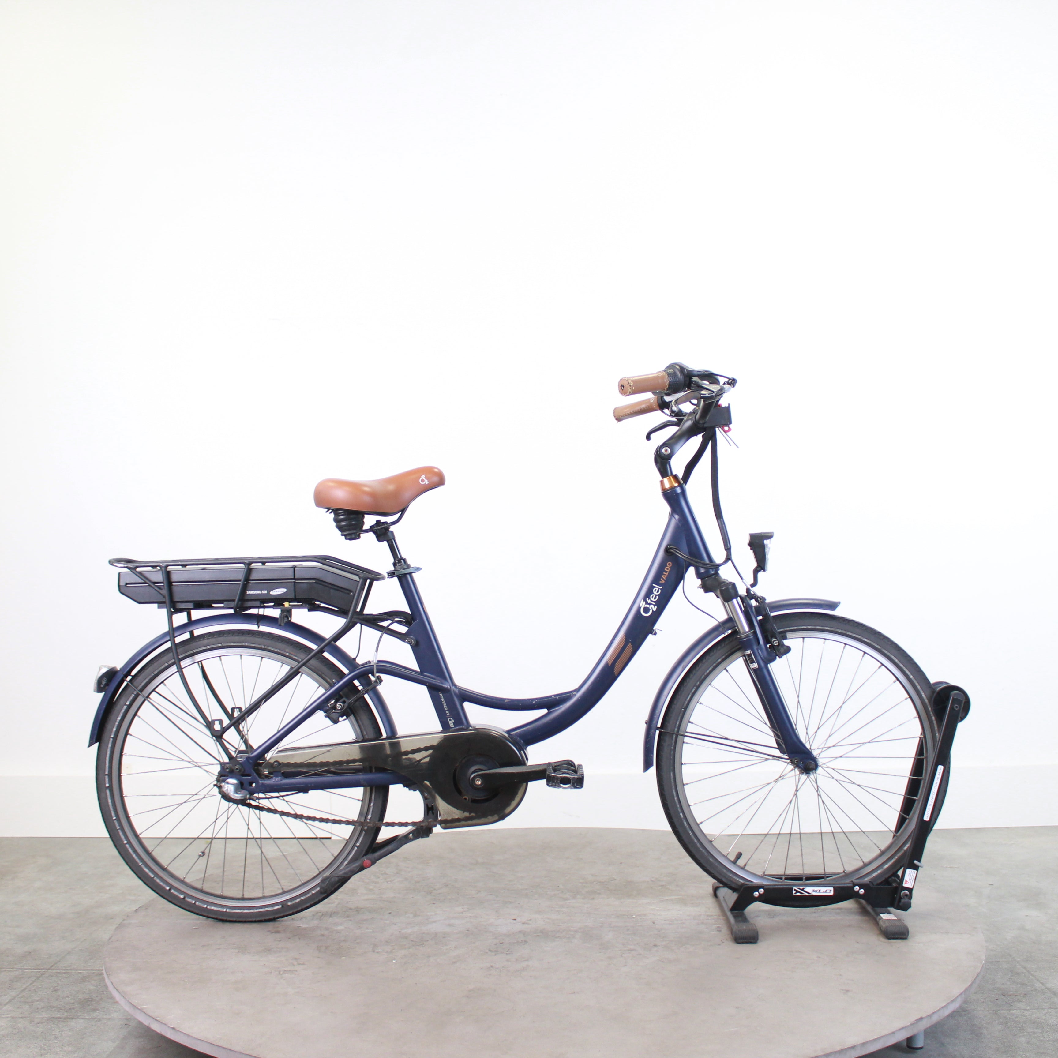 Vélo de ville électrique O2Feel VALD