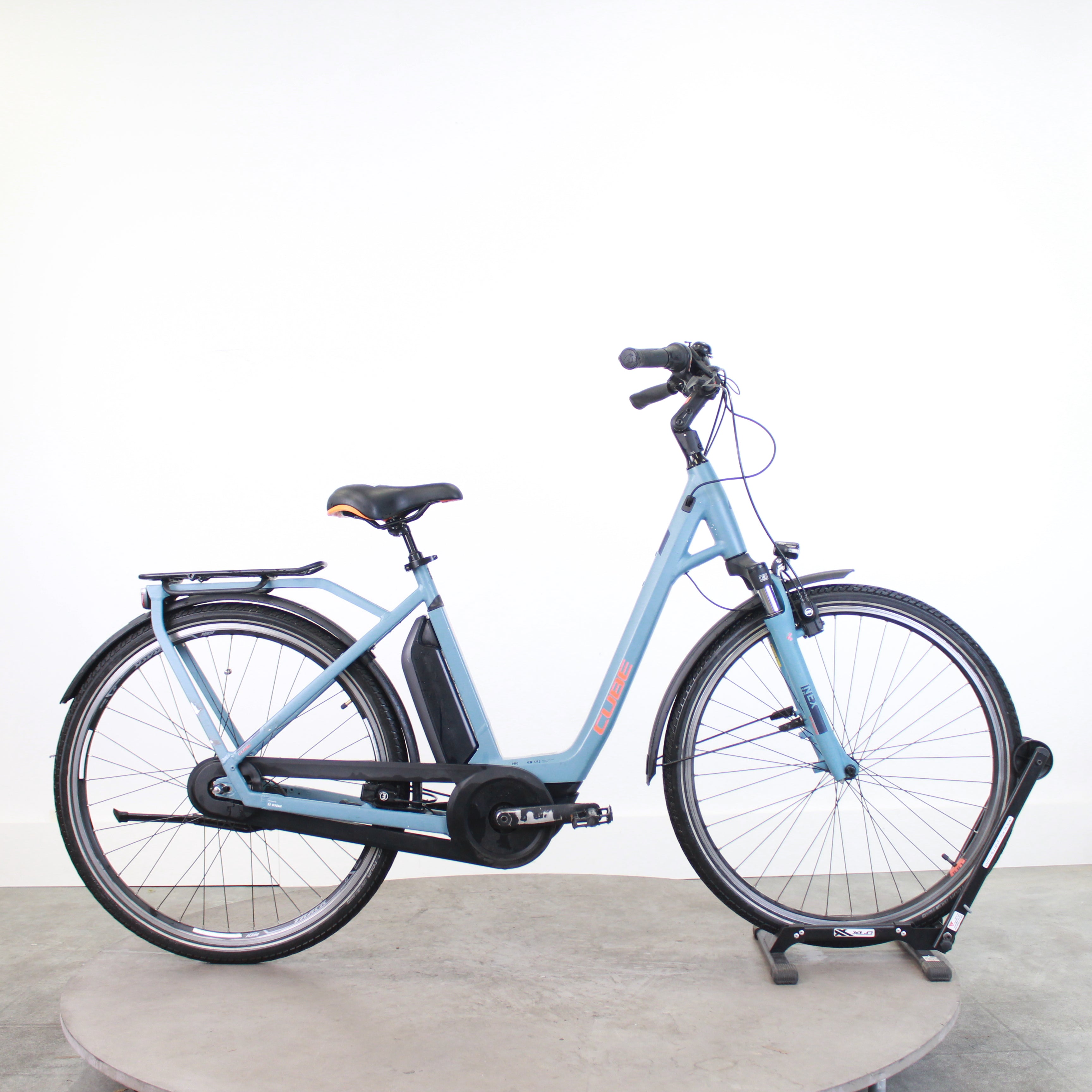 VTC électrique Cube Town Hybrid Pro