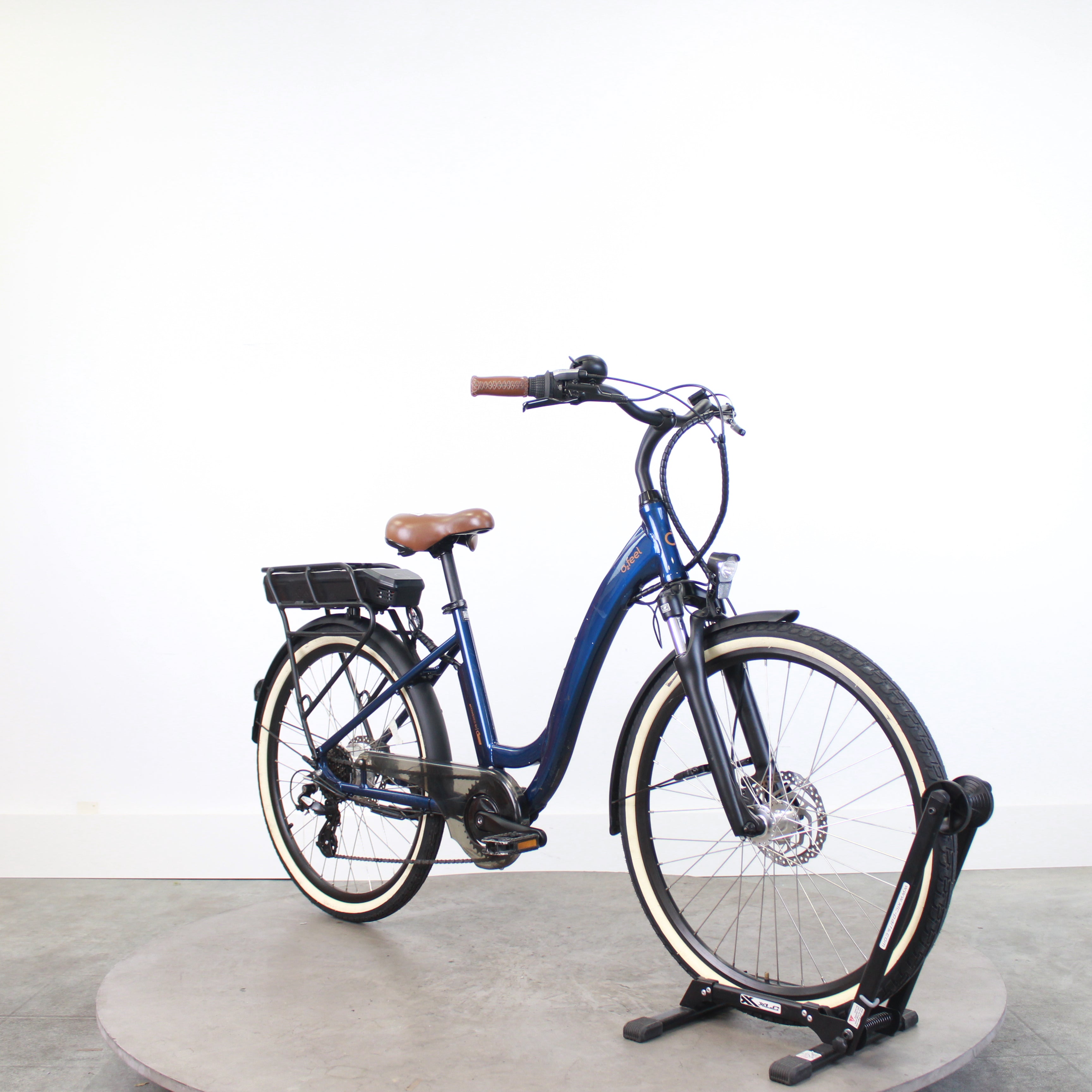 Vélo de ville électrique O2Feel VOG ORIGIN 2.1