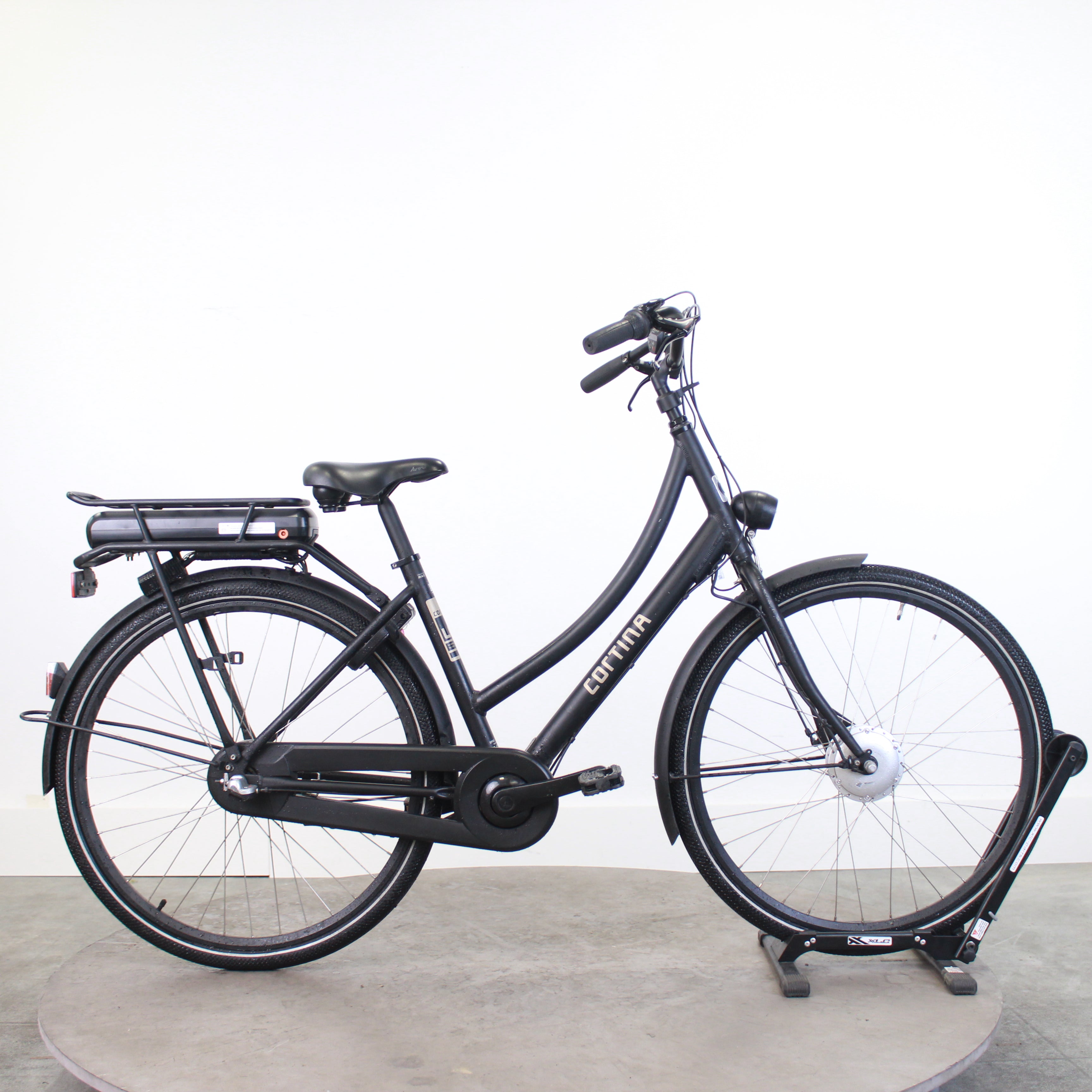 Vélo de ville électrique Cortina cortina EU1