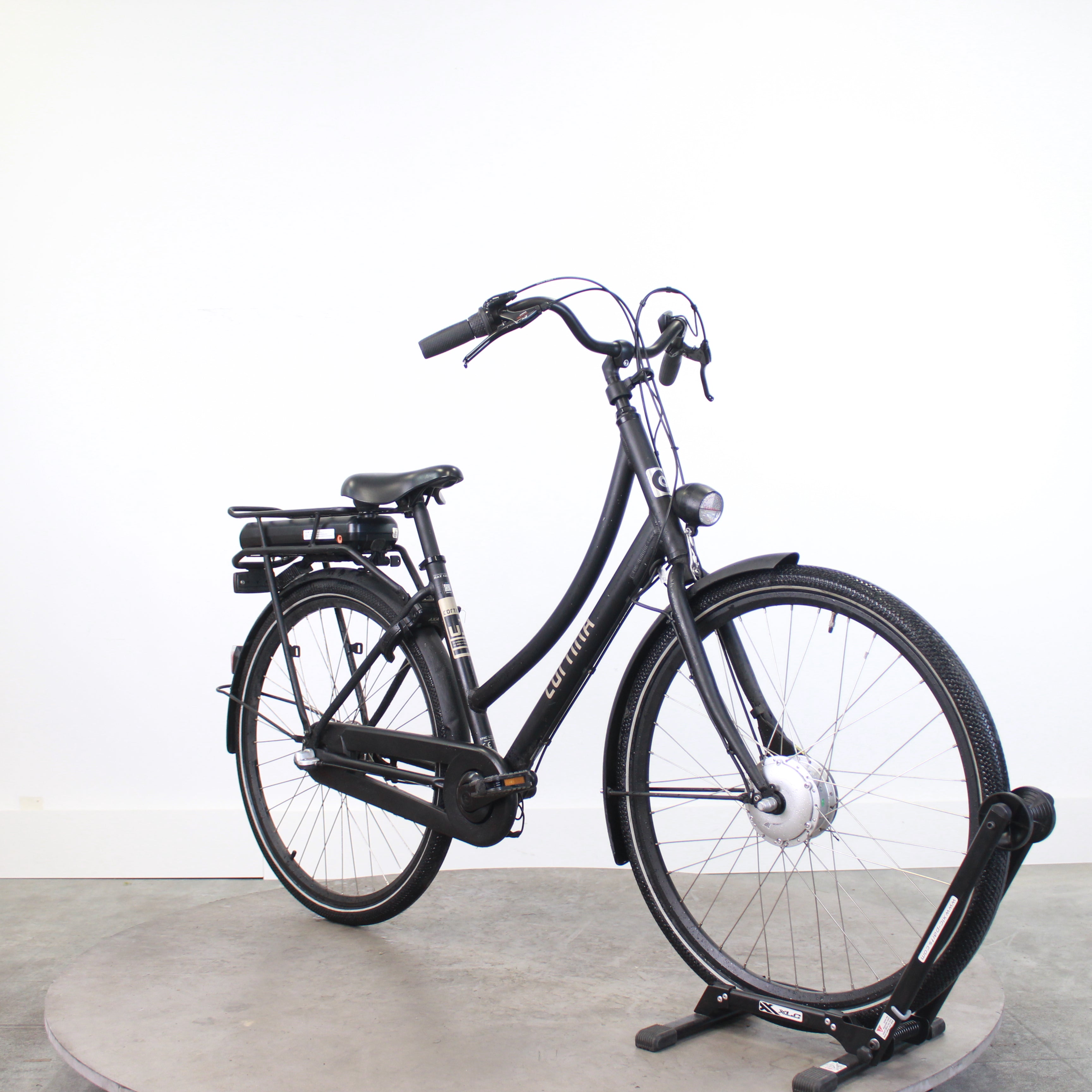 Vélo de ville électrique Cortina cortina EU1