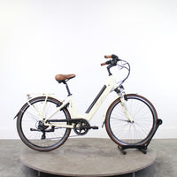 Vélo de ville électrique Beaufort Britt