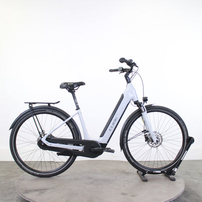 VTC électrique Cube Supreme Hybrid One