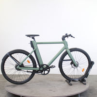 Vélo de ville électrique Cowboy C4