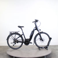Vélo de ville électrique Velodeville AEB 800 2024
