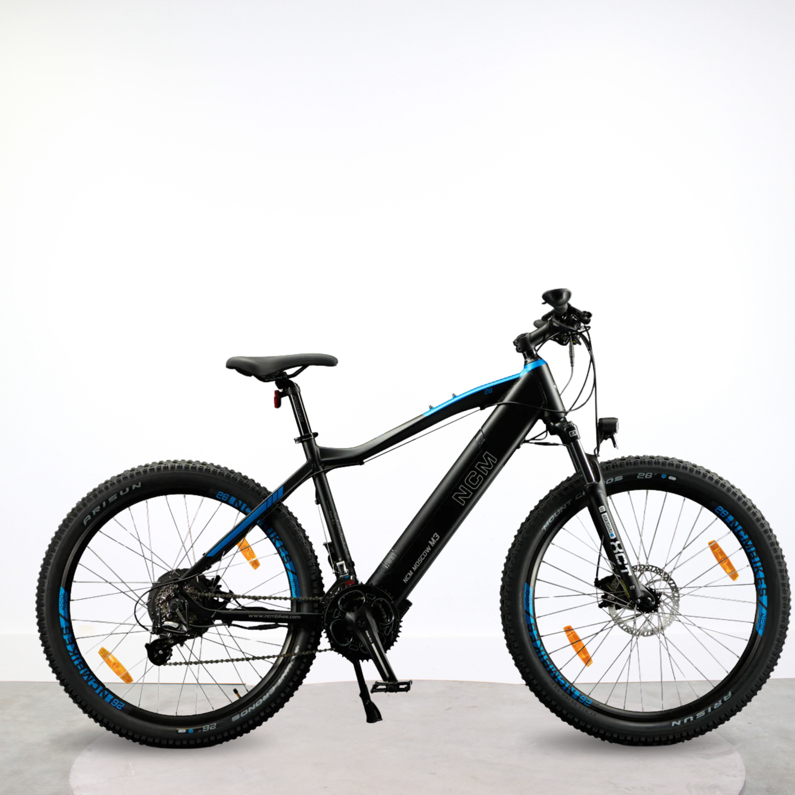 Vélo de ville électrique NCM M3 noir 27.5