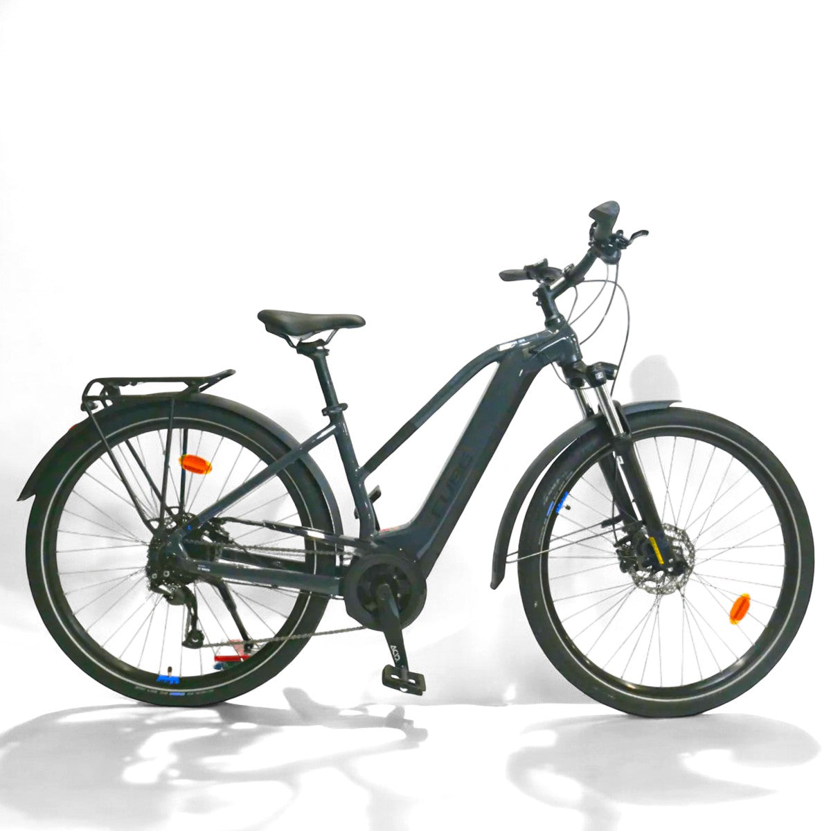 VTC électrique Cube Touring Hybrid Pro