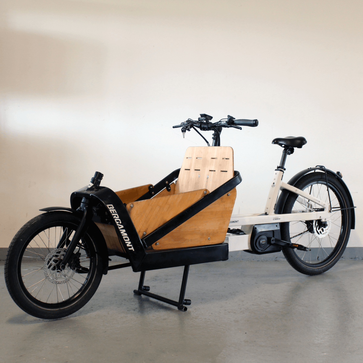 Vélo cargo reconditionné E-Cargoville LJ Expert blanc | LOEWI