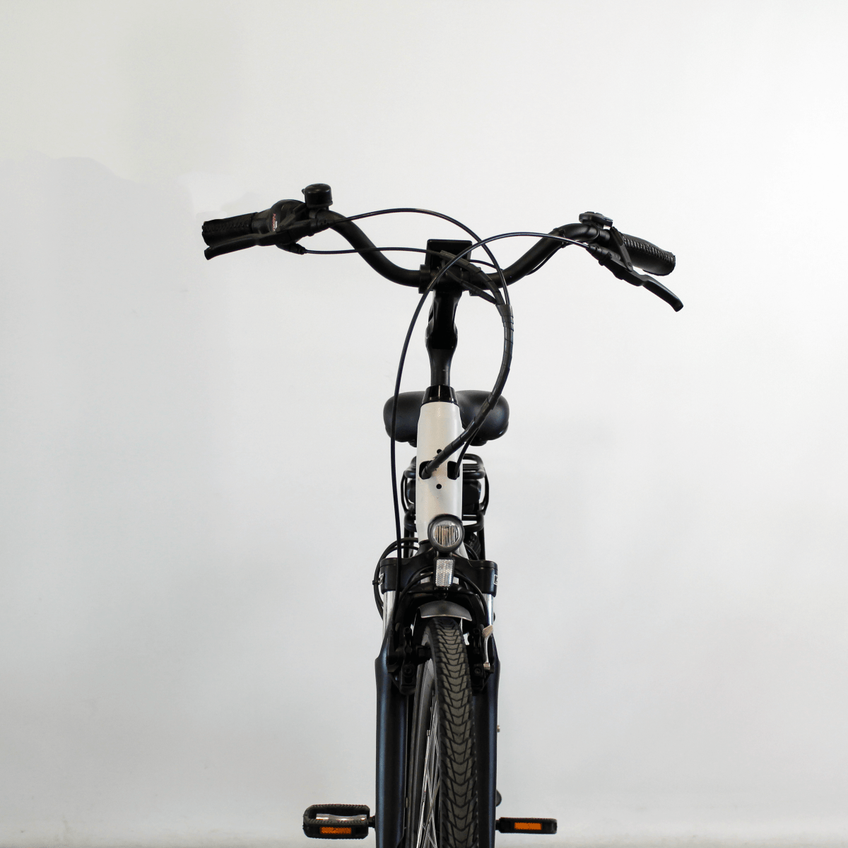 Vélo électrique reconditionné 716F Balanced gris clair | LOEWI