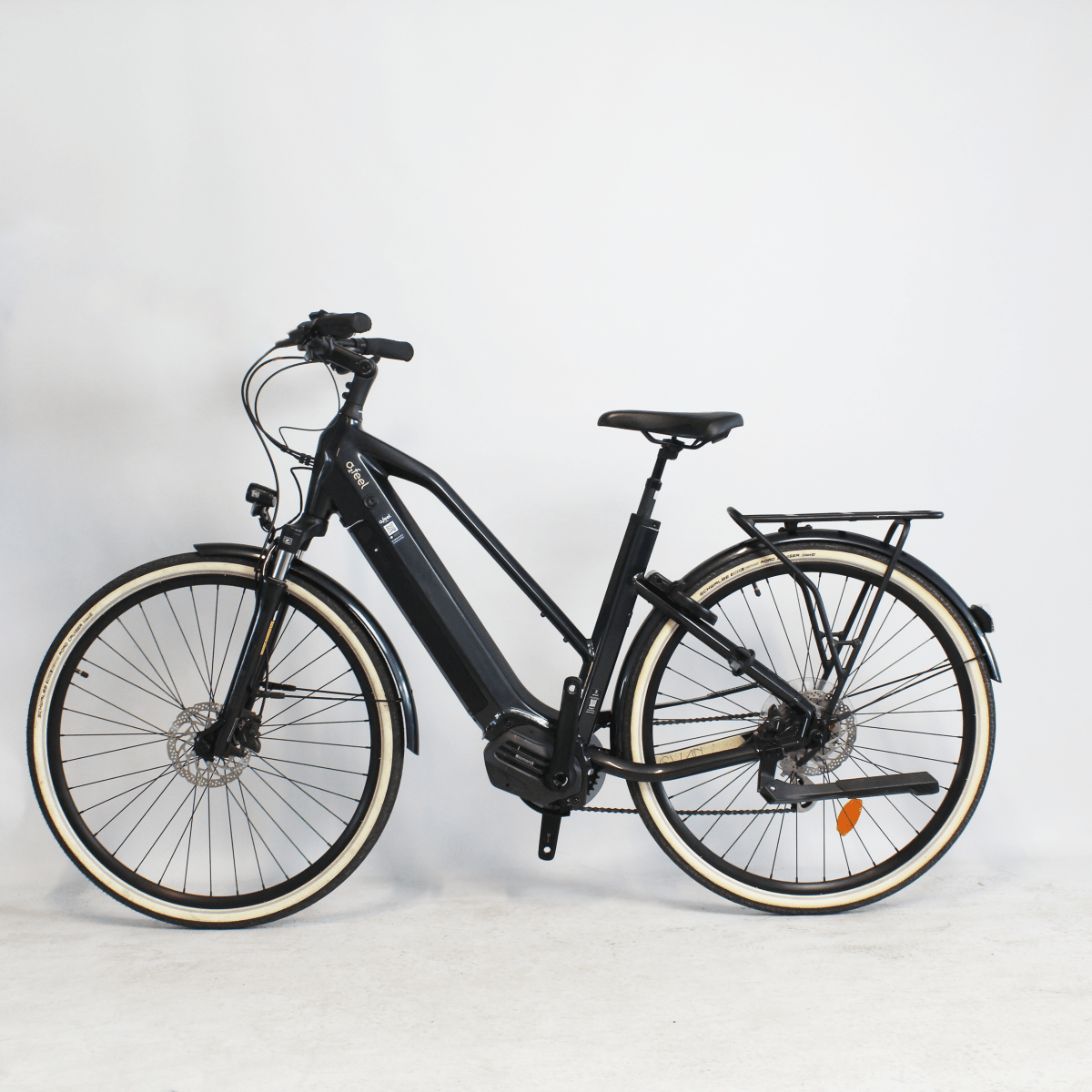 Vélo électrique reconditionné ISwan Urban Boost 6 noir | LOEWI