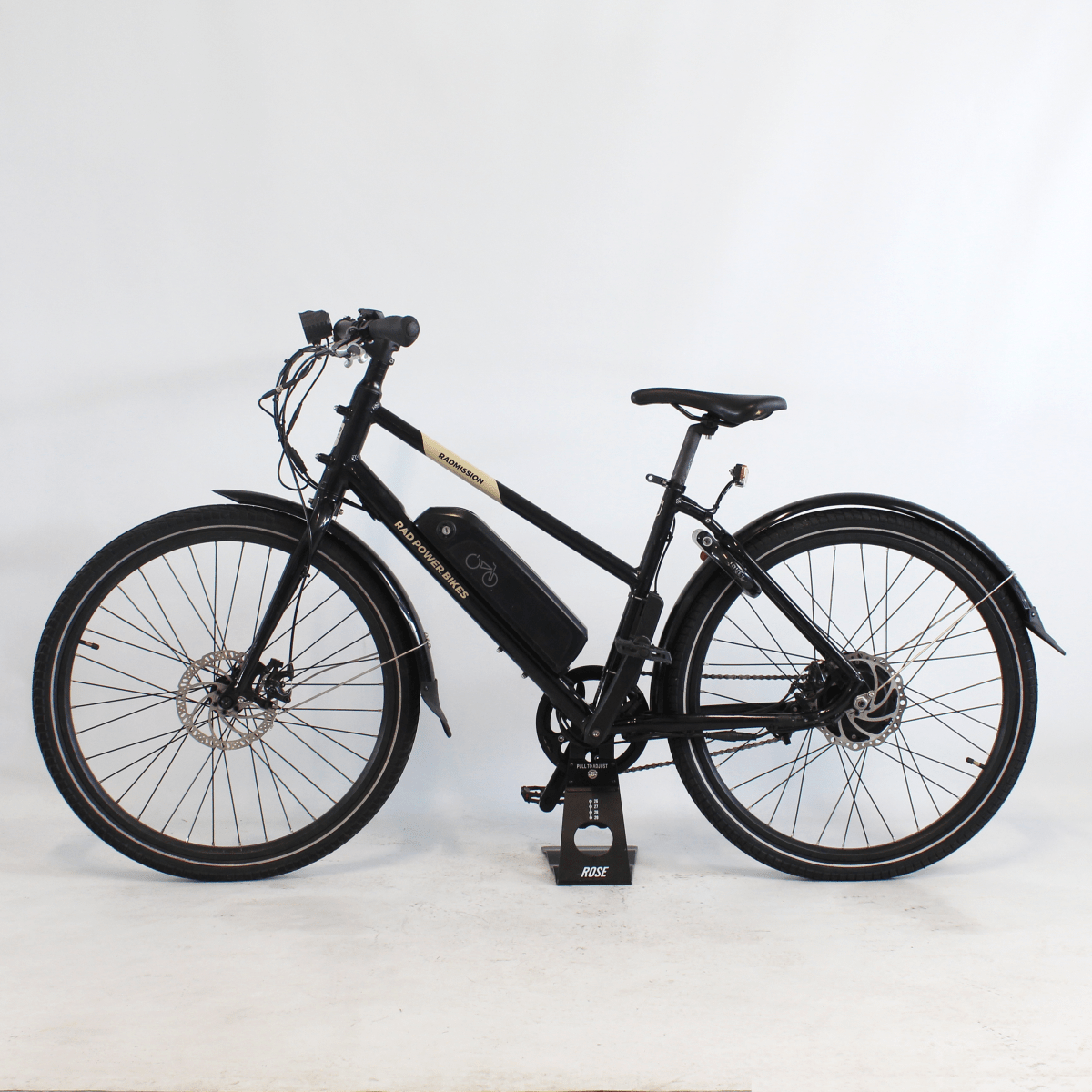 Vélo électrique reconditionné Mission noir | LOEWI